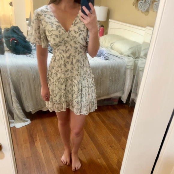 Lulu’s So True White Mini Dress Size M - Picture 5 of 7